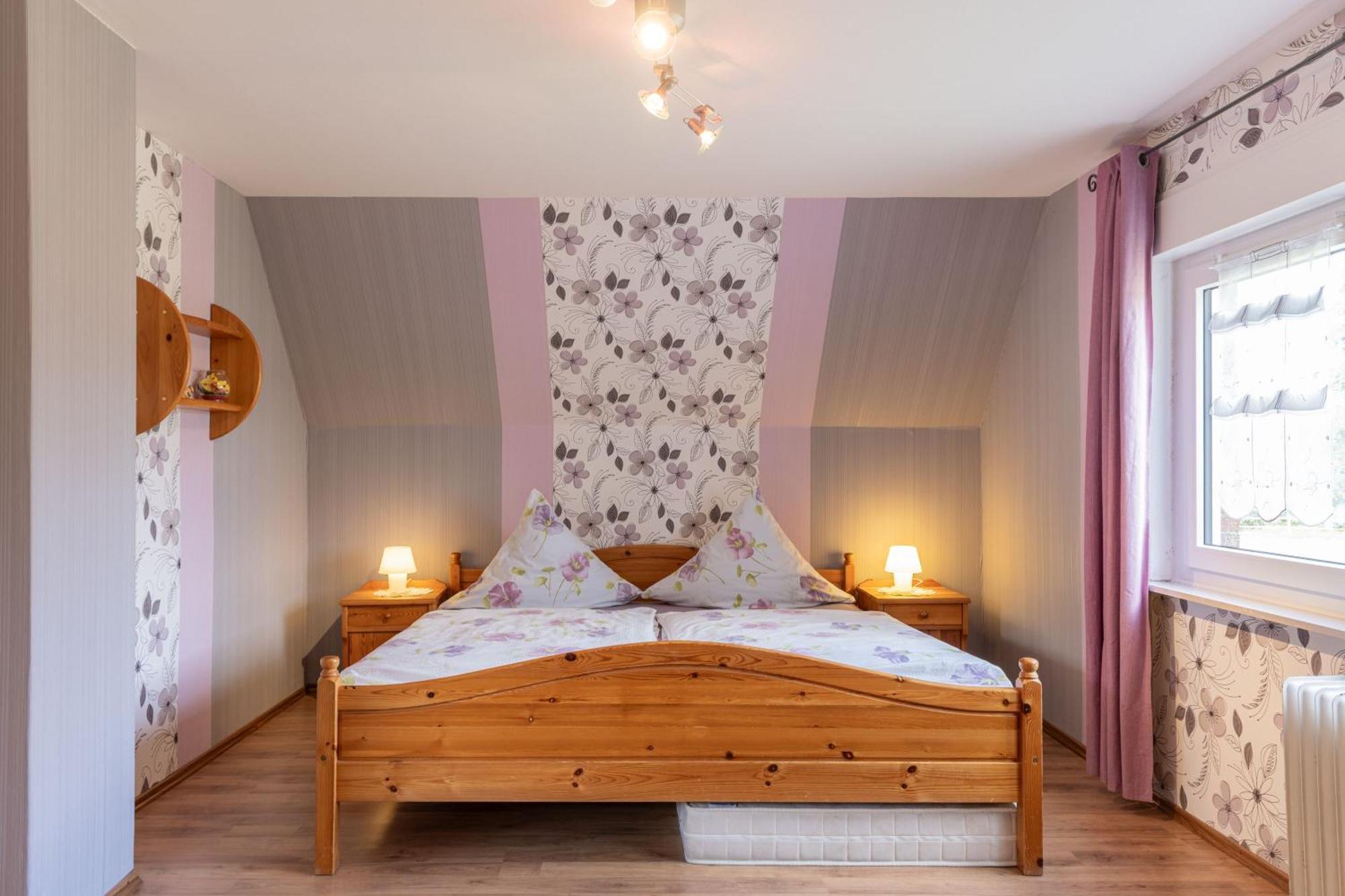An Der Eichenallee, 35200 Apartment