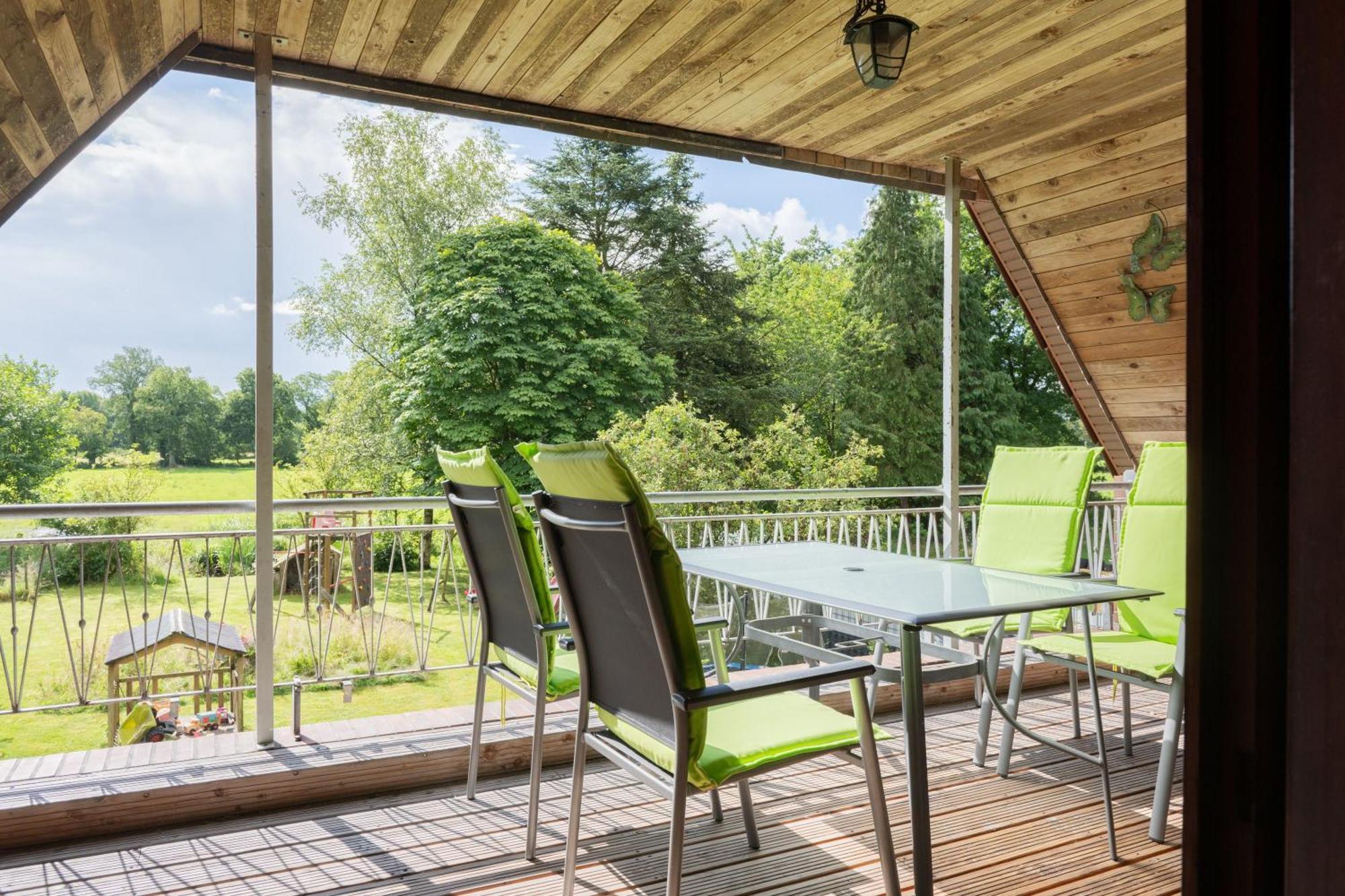 An Der Eichenallee, 35200 Apartment *
